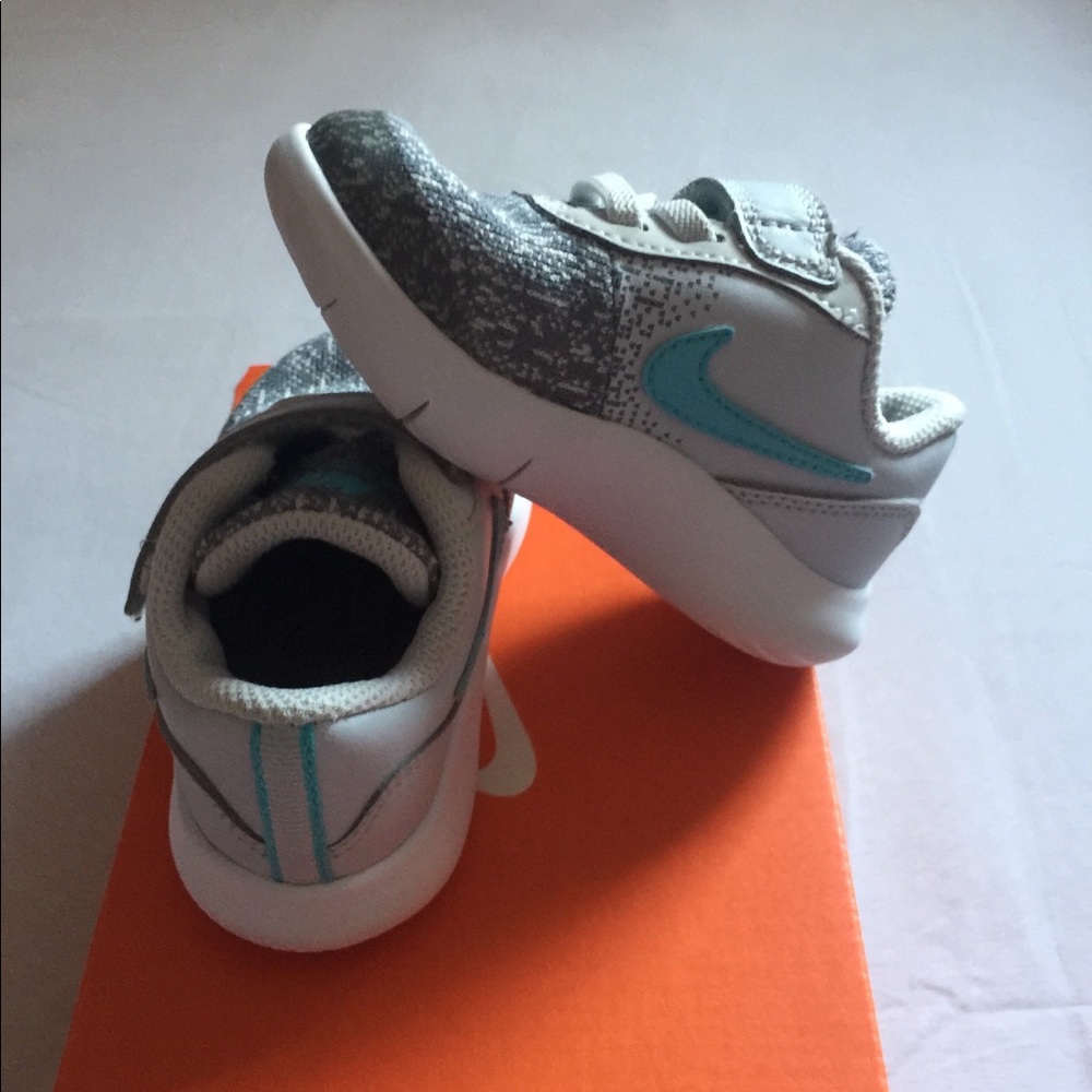 Nike flex contact